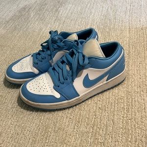 blue and white air jordan’s